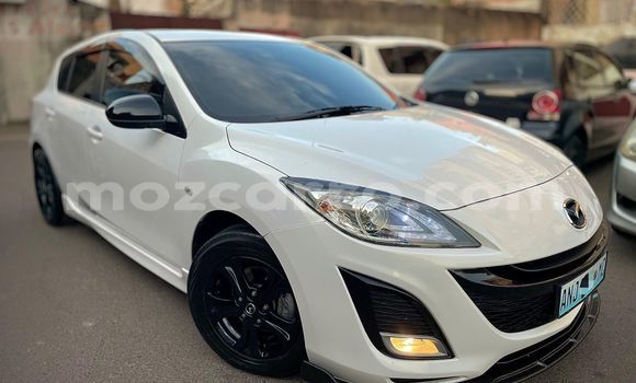 Buy Used Mazda Axela White Car in Maputo in Maputo Buy Used Mazda Axela White Car in Maputo in Maputo