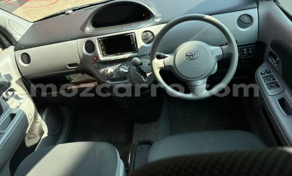 Nunua Ilio tumika Toyota Sienta Fedha Gari ndani ya Maputo nchini Maputo Nunua Ilio tumika Toyota Sienta Fedha Gari ndani ya Maputo nchini Maputo