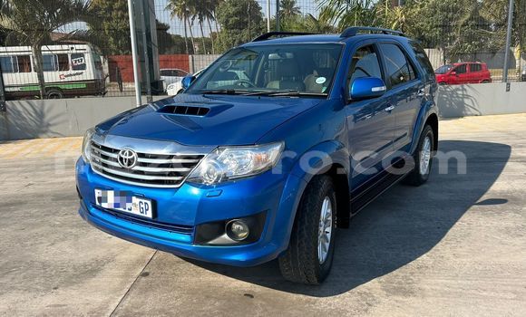 Tenga Tsaru Toyota Fortuner Bhuruu Mota in Maputo in Maputo Tenga Tsaru Toyota Fortuner Bhuruu Mota in Maputo in Maputo