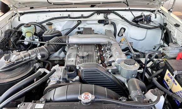 Buy Used Toyota Hilux White Car in Maputo in Maputo Buy Used Toyota Hilux White Car in Maputo in Maputo