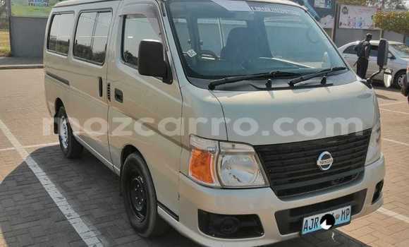 Buy Used Nissan Caravan Brown Car in Maputo in Maputo