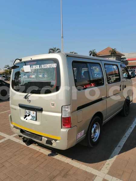 Big with watermark nissan caravan maputo maputo 27819