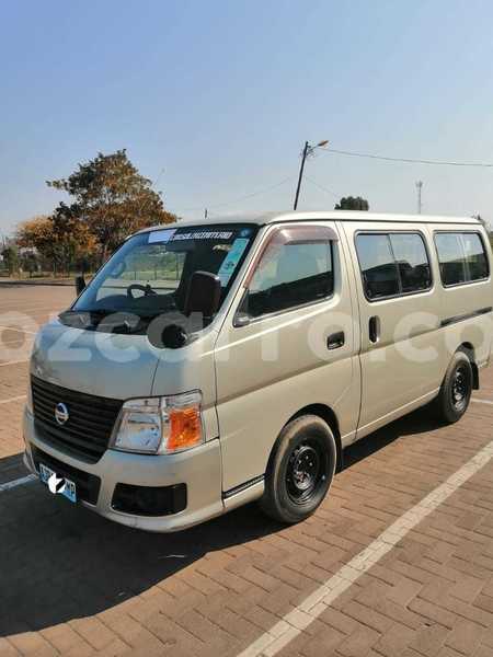 Big with watermark nissan caravan maputo maputo 27819