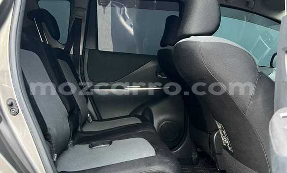 Nunua Ilio tumika Toyota Ractis Brown Gari ndani ya Maputo nchini Maputo Nunua Ilio tumika Toyota Ractis Brown Gari ndani ya Maputo nchini Maputo