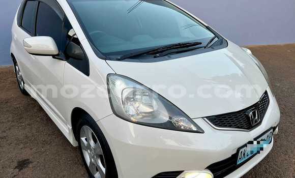 Comprar Usado Honda Fit Branco Carro em Maputo em Maputo