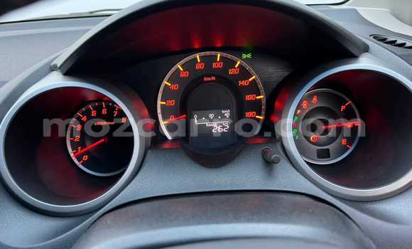 Comprar Usado Honda Fit Branco Carro em Maputo em Maputo Comprar Usado Honda Fit Branco Carro em Maputo em Maputo