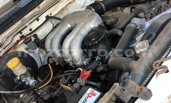 Nunua Ilio tumika Nissan Hardbody Nyeupe Gari ndani ya Maputo nchini Maputo Nunua Ilio tumika Nissan Hardbody Nyeupe Gari ndani ya Maputo nchini Maputo