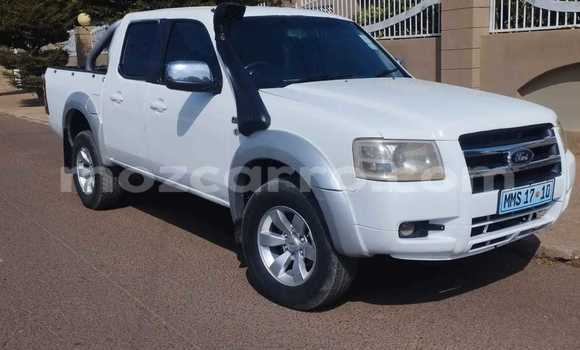 Tenga Tsaru Ford Ranger Chena Mota in Maputo in Maputo