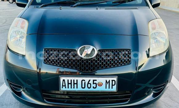 Nunua Ilio tumika Toyota Vitz Nyeusi Gari ndani ya Maputo nchini Maputo