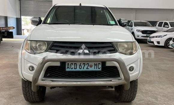 Comprar Usado Mitsubishi Triton De outros Carro em Maputo em Maputo Comprar Usado Mitsubishi Triton De outros Carro em Maputo em Maputo