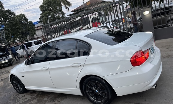 Buy Used BMW 3-Series White Car in Maputo in Maputo Buy Used BMW 3-Series White Car in Maputo in Maputo