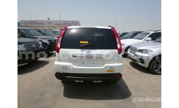 Nunua Imported Nissan X-Trail Nyeupe Gari ndani ya Import - Dubai nchini Cabo Delgado Nunua Imported Nissan X-Trail Nyeupe Gari ndani ya Import - Dubai nchini Cabo Delgado