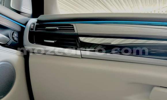 Nunua Mpya BMW X5 Nyeupe Gari ndani ya Maputo nchini Maputo Nunua Mpya BMW X5 Nyeupe Gari ndani ya Maputo nchini Maputo