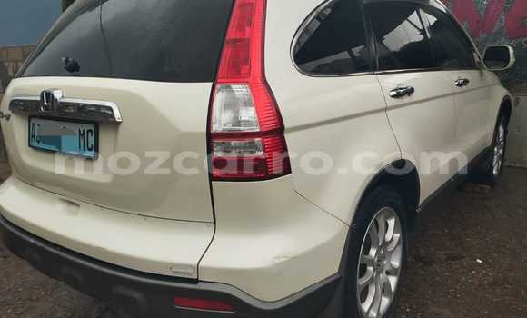 Comprar Usado Honda CR-V Branco Carro em Maputo em Maputo Comprar Usado Honda CR-V Branco Carro em Maputo em Maputo