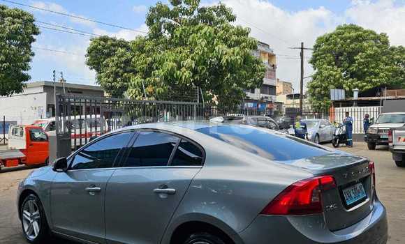 Tenga Tsaru Volvo S60 Sirivha Mota in Maputo in Maputo Tenga Tsaru Volvo S60 Sirivha Mota in Maputo in Maputo