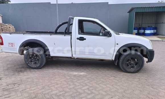 Buy Used Isuzu KB White Car in Maputo in Maputo Buy Used Isuzu KB White Car in Maputo in Maputo