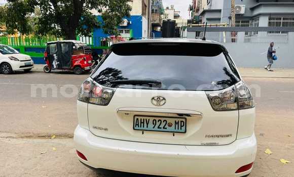 Comprar Usado Toyota Harrier Branco Carro em Maputo em Maputo Comprar Usado Toyota Harrier Branco Carro em Maputo em Maputo