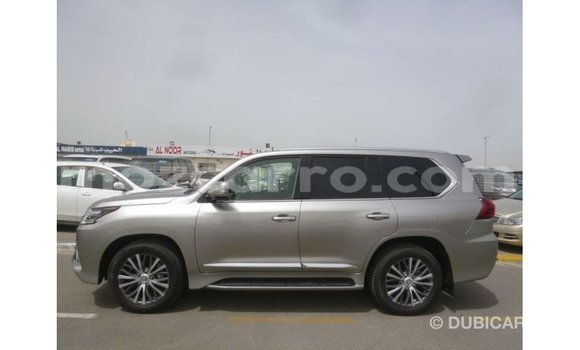 Tenga Imported Lexus LX Zvimwe Mota in Import - Dubai in Cabo Delgado Tenga Imported Lexus LX Zvimwe Mota in Import - Dubai in Cabo Delgado