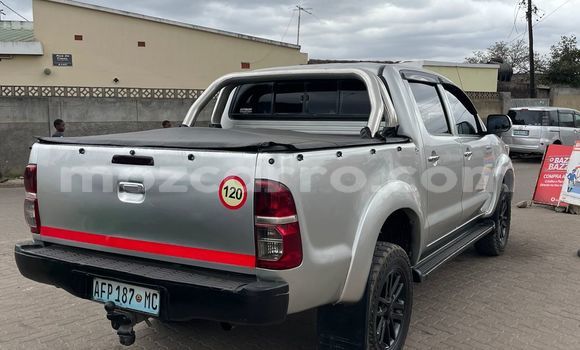 Tenga Tsaru Toyota Hilux Zvimwe Mota in Maputo in Maputo Tenga Tsaru Toyota Hilux Zvimwe Mota in Maputo in Maputo