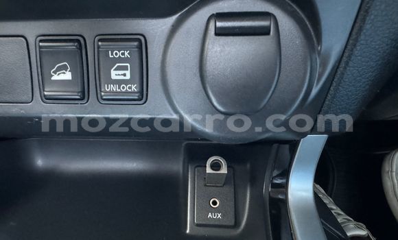Comprar Usado Nissan Navara Prata Carro em Maputo em Maputo Comprar Usado Nissan Navara Prata Carro em Maputo em Maputo