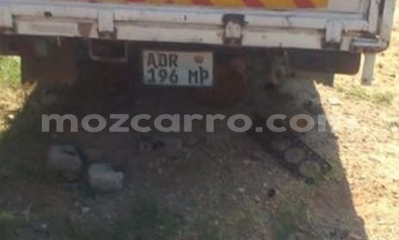 Tenga Tsaru Toyota Hiace Zvimwe Mota in Maputo in Maputo Tenga Tsaru Toyota Hiace Zvimwe Mota in Maputo in Maputo