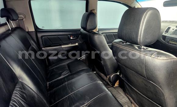 Comprar Usado Toyota Hilux Azul Carro em Maputo em Maputo Comprar Usado Toyota Hilux Azul Carro em Maputo em Maputo