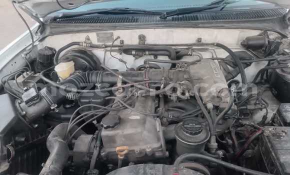 Comprar Usado Toyota Surf Branco Carro em Maputo em Maputo Comprar Usado Toyota Surf Branco Carro em Maputo em Maputo