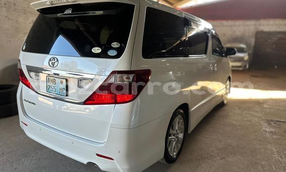 Nunua Ilio tumika Toyota Vellfire Nyeupe Gari ndani ya Maputo nchini Maputo Nunua Ilio tumika Toyota Vellfire Nyeupe Gari ndani ya Maputo nchini Maputo
