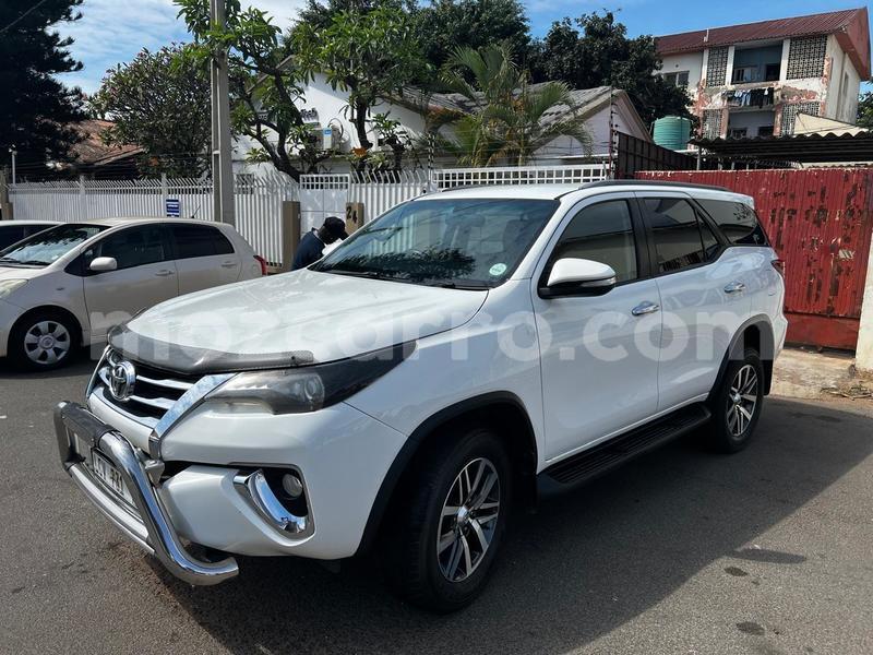 Big with watermark toyota fortuner maputo maputo 28007