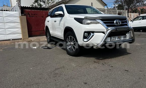 Comprar Usado Toyota Fortuner Branco Carro em Maputo em Maputo Comprar Usado Toyota Fortuner Branco Carro em Maputo em Maputo