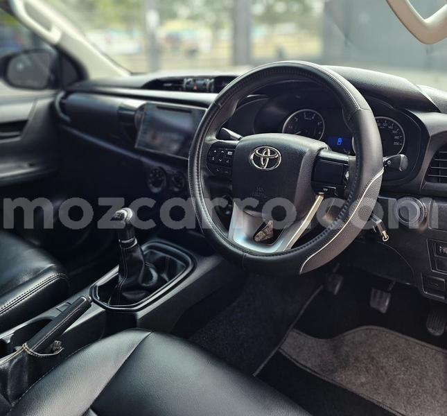 Big with watermark toyota hiluxe revo maputo maputo 28011