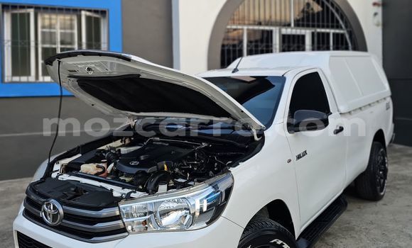Tenga Tsaru Toyota Hiluxe Revo Chena Mota in Maputo in Maputo Tenga Tsaru Toyota Hiluxe Revo Chena Mota in Maputo in Maputo