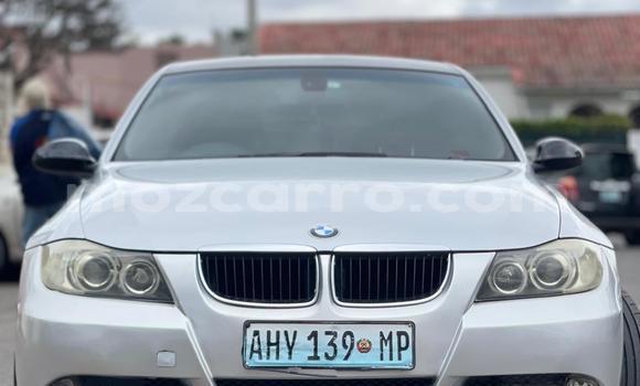 Comprar Usado BMW 3-Series Prata Carro em Maputo em Maputo