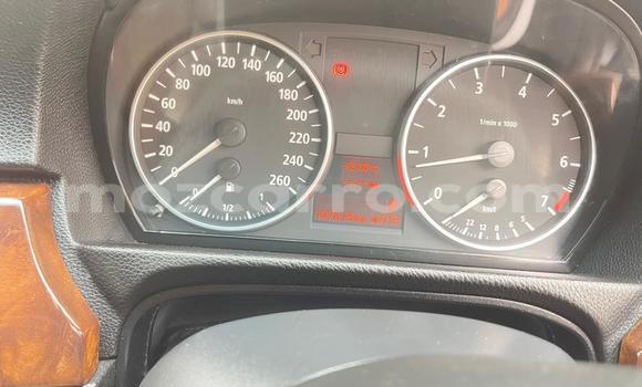 Nunua Ilio tumika BMW 3-Series Fedha Gari ndani ya Maputo nchini Maputo Nunua Ilio tumika BMW 3-Series Fedha Gari ndani ya Maputo nchini Maputo