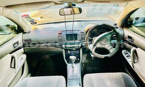 Comprar Usado Toyota Allion Prata Carro em Maputo em Maputo Comprar Usado Toyota Allion Prata Carro em Maputo em Maputo