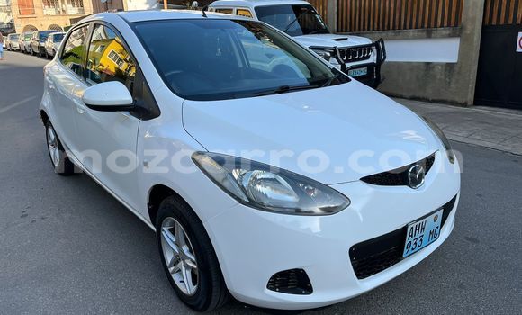 Comprar Usado Mazda Demio Branco Carro em Maputo em Maputo Comprar Usado Mazda Demio Branco Carro em Maputo em Maputo
