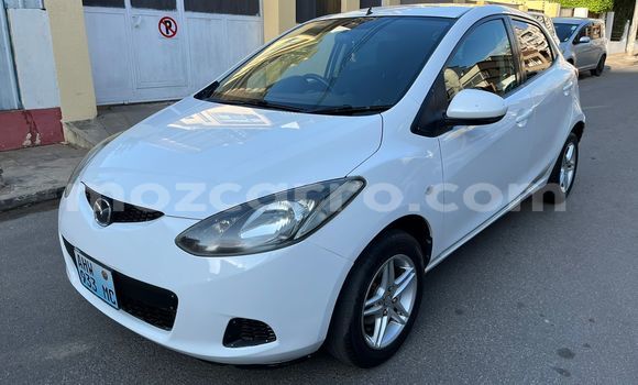 Comprar Usado Mazda Demio Branco Carro em Maputo em Maputo Comprar Usado Mazda Demio Branco Carro em Maputo em Maputo