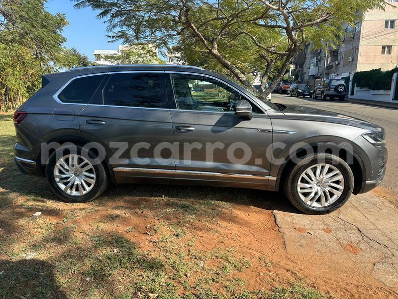 Big with watermark volkswagen touareg maputo maputo 28022