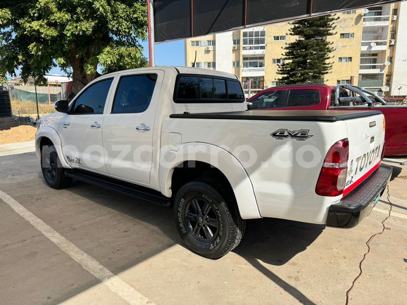 Big with watermark toyota hilux maputo maputo 28025