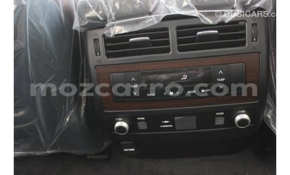 Comprar Importar Toyota Land Cruiser Branco Carro em Import - Dubai em Cabo Delgado Comprar Importar Toyota Land Cruiser Branco Carro em Import - Dubai em Cabo Delgado