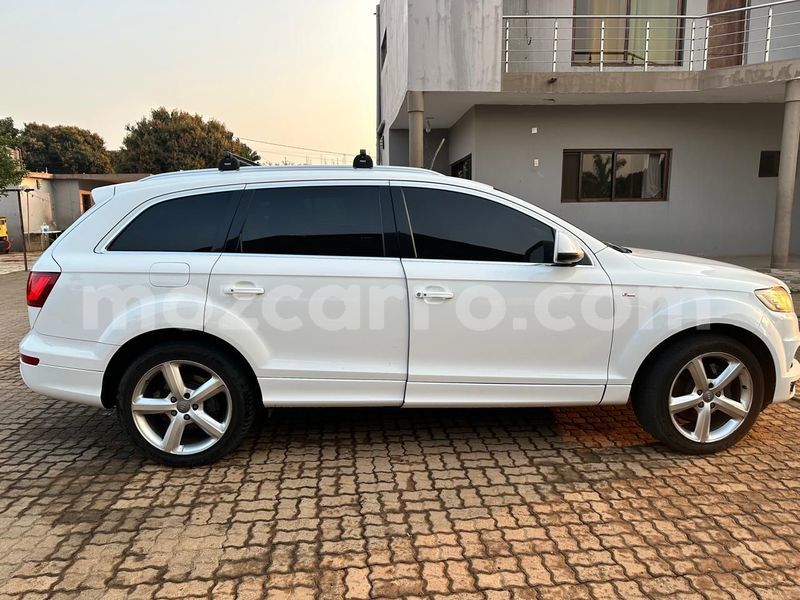 Big with watermark audi q7 maputo maputo 28026