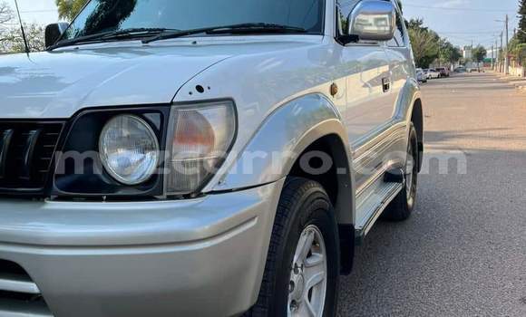 Buy Used Toyota Land Cruiser Prado White Car in Maputo in Maputo Buy Used Toyota Land Cruiser Prado White Car in Maputo in Maputo