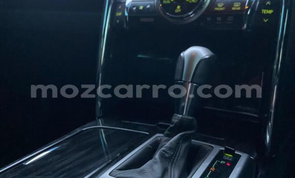 Nunua Ilio tumika Toyota Mark X Nyingine Gari ndani ya Maputo nchini Maputo Nunua Ilio tumika Toyota Mark X Nyingine Gari ndani ya Maputo nchini Maputo