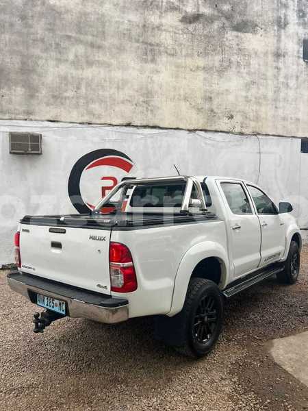 Big with watermark toyota hilux maputo maputo 28035