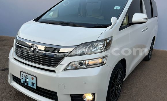 Comprar Usado Toyota Vellfire Branco Carro em Maputo em Maputo Comprar Usado Toyota Vellfire Branco Carro em Maputo em Maputo