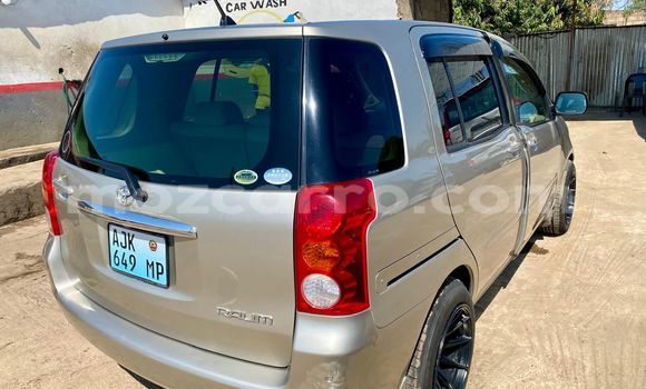 Buy Used Toyota Raum Silver Car in Marara in Tete Buy Used Toyota Raum Silver Car in Marara in Tete