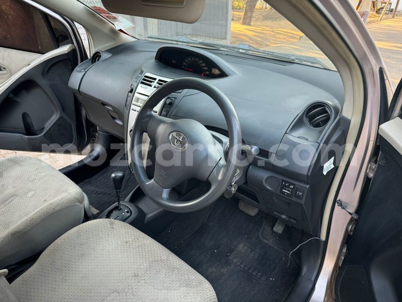 Big with watermark toyota vitz maputo maputo 28044