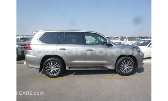 Comprar Importar Lexus LX De outros Carro em Import - Dubai em Cabo Delgado Comprar Importar Lexus LX De outros Carro em Import - Dubai em Cabo Delgado