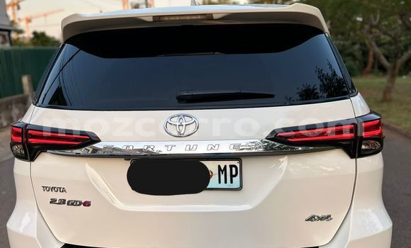 Nunua Ilio tumika Toyota Fortuner Nyeupe Gari ndani ya Maputo nchini Maputo Nunua Ilio tumika Toyota Fortuner Nyeupe Gari ndani ya Maputo nchini Maputo