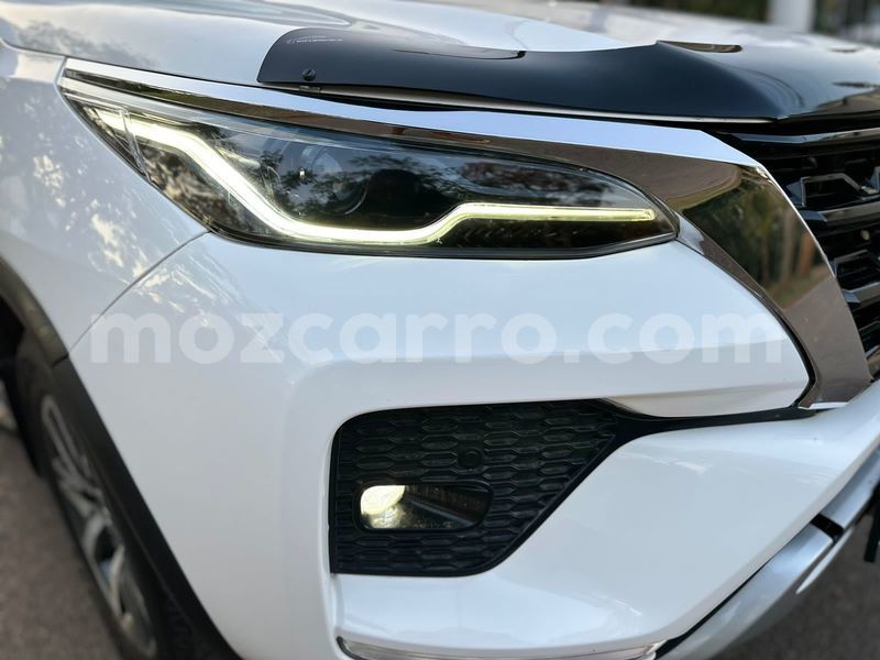 Big with watermark toyota fortuner maputo maputo 28048